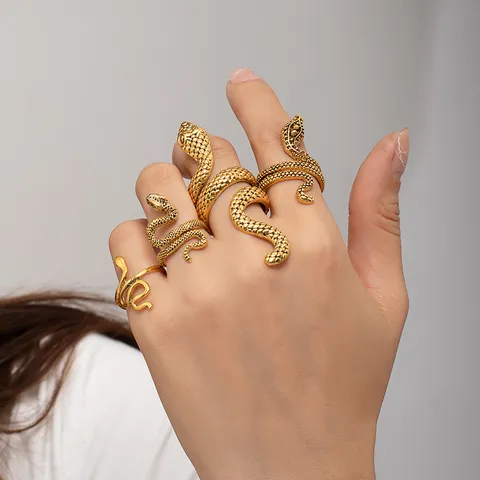 Retro Punk Snake Animal Ring Four Piece Set For Women Men Alloy Antique Gold Silver Snake Wrap Ring Fashion Finger Jewelry Gift