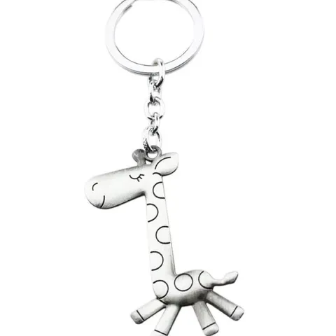 Creative Alloy Metal Keychain Giraffe Leaf Snowflake Heart Unicorn Eiffel Tower Tassel Bag Pendant Accessories Gift For Women Men