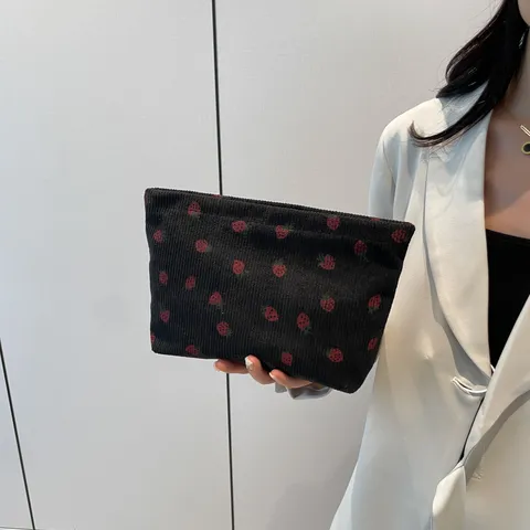 Süße Erdbeerdruck Segeltuch Kulturbeutel Für Damen Vintage Kleine Quadratische Make-up Tasche Casual Mode Kosmetik Aufbewahrungstasche