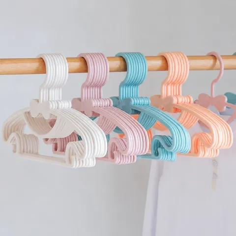 Cintre en Plastique à Nœud pour Enfants Antidérapant Gain de Place Cintre de Séchage pour Vêtements de Bébé pour Rangement Garde-Robe