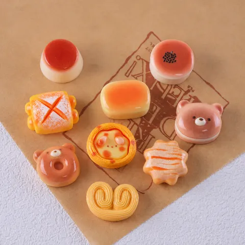 Simpatici Ciondoli Fai da Te a Forma di Orsetto Pane Crostata all'Uovo per Custodia del Telefono a Colla alla Crema Fermaglio per Capelli Crocs Foro Scarpa Decorazione Accessori Simulazione Cibo Artigianato