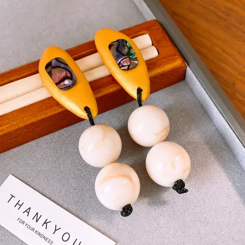Vintage Wood Resin Round Tassel Stud Earrings For Women Handmade Orange Resin Shell Inlay Marble Texture Beads Drop Earrings