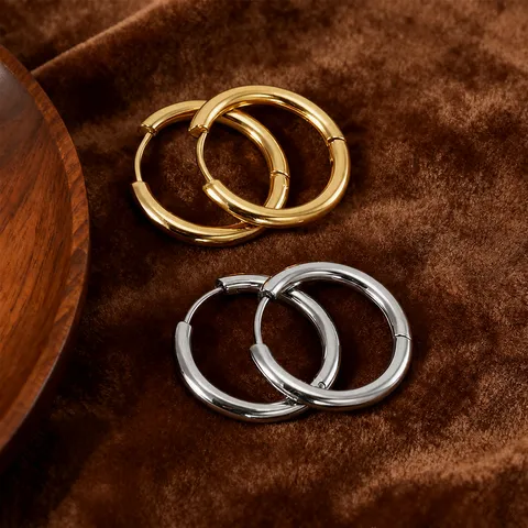 Stainless Steel Hoop Earrings For Women Men Minimalist Small Round Ear Buckles Hypoallergenic Gold Silver Fashion Jewelry Ear Accessory Daily Wear