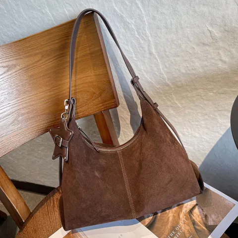 Vintage Frosted Real Leather Tote Bag For Women Large Capacity Retro Shoulder Bag Hobo Bag Star Pendant Commuter Handbag