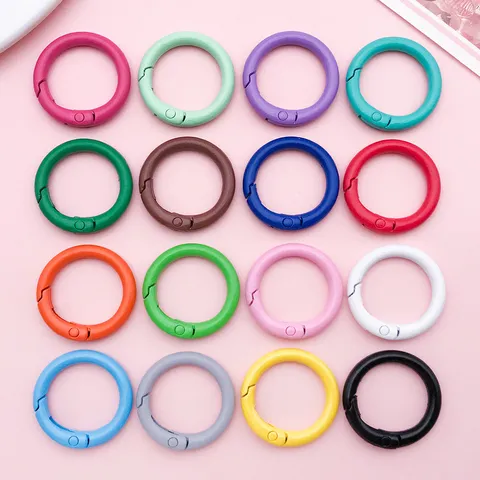 Anneaux à Ressort en Alliage de Zinc Peints Multicolores Anneaux en O Ronds pour Bricolage Porte-clés Bijoux Accessoires Connecteurs