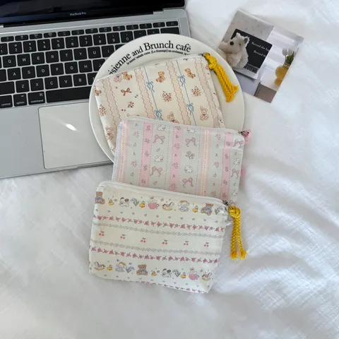 Korean Style Cartoon Animal Fabric Cosmetic Bag Cute Rabbit Bear Mini Coin Purse Portable Zipper Pouch With Bow Tassel
