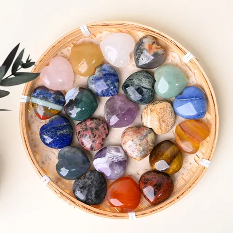 Natürlicher Kristall Herz Sorgenstein Polierter Taschen-Handstein Reiki Heilenergie Edelstein Für Hausdekor Meditationsgeschenk