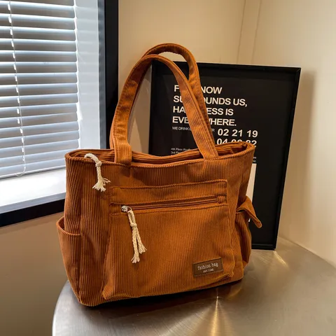 Damen Retro Matt Wildleder Tote Bag Große Kapazität Casual Umhängetasche Einfarbig Tägliche Pendler Handtasche Mit Perlenanhänger