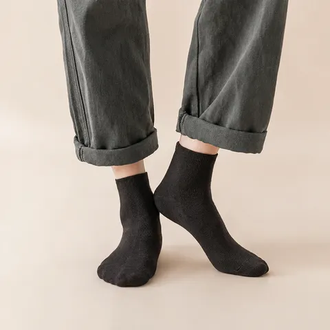 Herren Casual Polyester Socken Wadenlange Boot Unsichtbare Socken Einfarbig Gestreift Atmungsaktiv Bequeme Business Socken Für Den Alltag