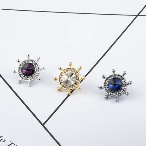 Mini Spille a Forma di Timone Nautico in Lega Con Strass per Uomo Donna Camicia da Abito Gioielli Decorativi in Stile Marinaresco