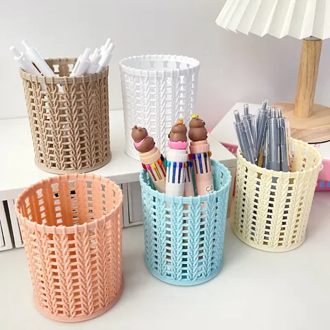 Simple Multi-functional Hollow Woven Pen Holder Plastic Imitation Rattan Pencil Cup Desk Organizer Storage Bucket For Office School