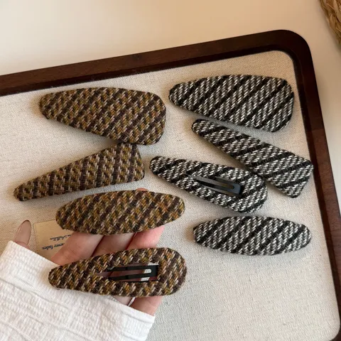 Barrettes Cheveux BB en Tissu Tricoté à Carreaux Vintage pour Femmes Style Coréen Épingle à Cheveux Géométrique Accessoires