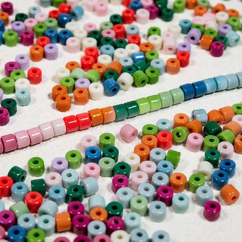 Cuentas Espaciadoras Cilíndricas de Acrílico Multicolor Cuentas Sueltas de Color Caramelo Sólido para Hacer Joyas de Cadena de Teléfono de Bricolaje Accesorios Hechos a Mano