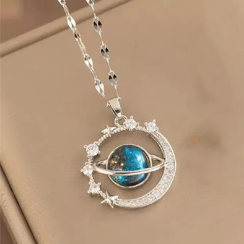 Leichter Luxus Blau Planet Stern Mond Legierung Strass Anhänger Halskette Gold Silber Galvanisiert Asymmetrische Schlüsselbeinkette Damen Schmuck Geschenk