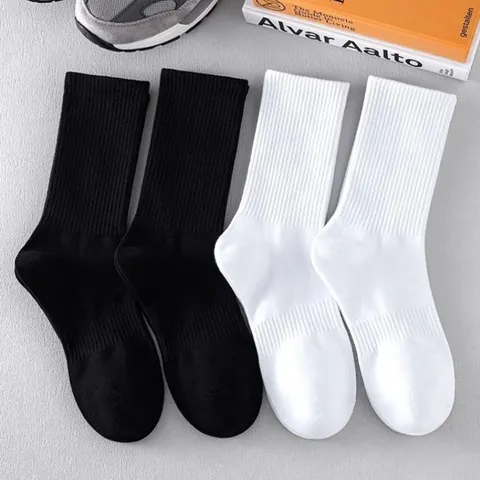 Unisex Athletic Sportsocken Premium Baumwolle Wadenhoch Crew Socken Einfarbig Atmungsaktiv Laufen Basketball Socken Für Herren Damen