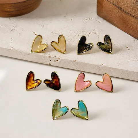 Vintage Luxury Heart Shaped Stud Earrings Gold Plated Stainless Steel Resin Marble Texture Heart Earrings For Women Fashion Jewelry