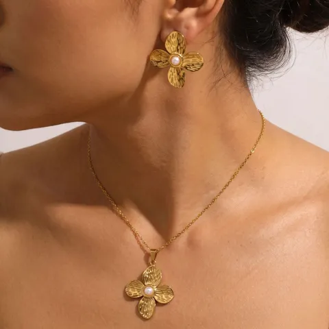 Stainless Steel Gold Plated Artificial Pearl Jewelry Set Flower Starfish Heart Pendant Necklace And Stud Earrings For Women Jewelry