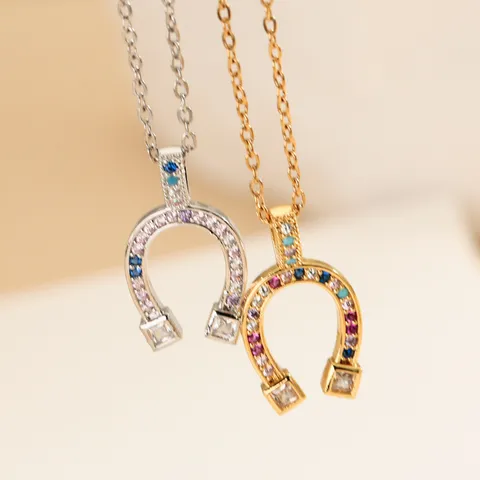 Hufeisen U-Form Anhänger Halskette Kupfer Zirkonia Eingelegt Luxus Minimalistischer Schmuck Für Damen Zarter Bunter Zirkonia Stein Kette