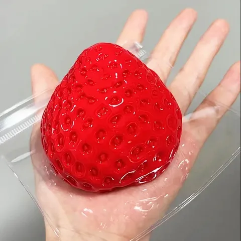Jouet Squishy Fraise Réaliste TPR Souple Anti-stress Jouet Fruit à Presser Pour Enfants Adultes Déco Bureau Jouet Décompression Cadeau