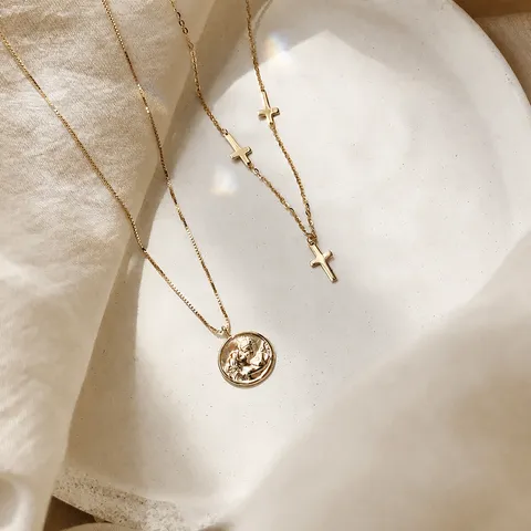 Collier Double Couche Plaqué Argent Sterling 925 Vintage pour Femme Ras du Cou avec Pendentif Croix et Pièce de Portrait Minimaliste Bijoux