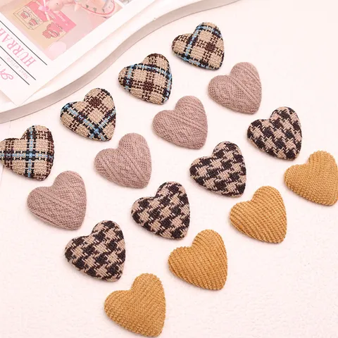 DIY Retro Herzform Stoff Gepolsterte Patch Knöpfe Vintage Gingham Karo Knöpfe Für Haarschmuck Hüte Kleidung Dekoration Handgefertigt