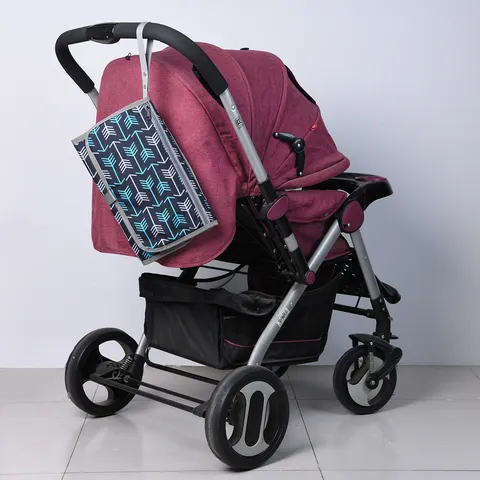 Matelas à Langer Bébé Pliable Portatif Tapis de Changement en Nylon Imperméable Sac de Rangement pour Nouveau-né Maman Extérieur