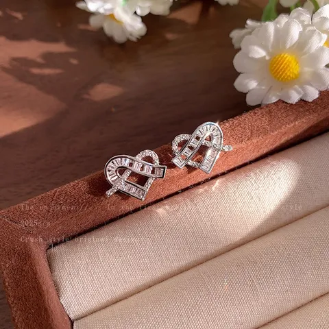 Nischendesign Ineinandergreifende Herz Ohrstecker Für Damen Luxus Silber Farbe Strass Ohrringe Mit 925 Sterling Silber Stift Mode Schmuck