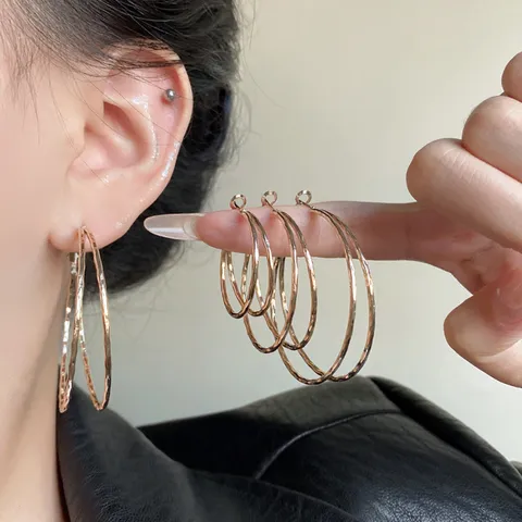 Elegante Koreanische Verflochtene Doppel-Ohrringe Für Damen Kupfer 925 Sterlingsilber Stift Gold Gehämmerte Textur Schmuck