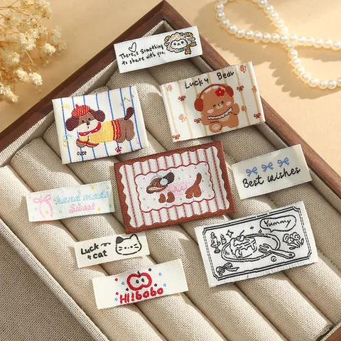 Cartoon Woven Labels Washable High Density Polyester Cloth Patches Dog Bear Cat Apple Pattern Sewing Accessories For Clothing Bags
