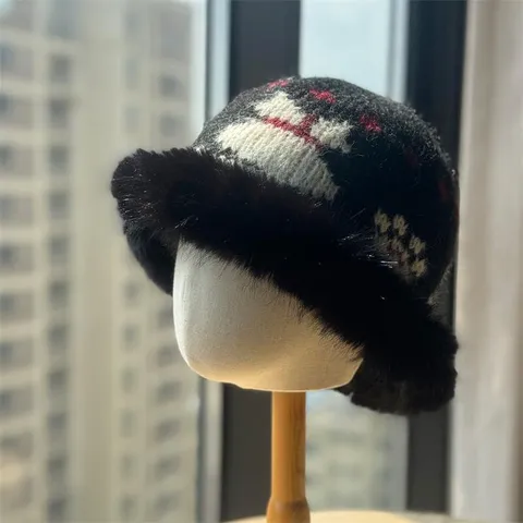 Women Winter Fair Isle Jacquard Knit Beanie Hat With Artificial Plush Trim Warm Fleece Lined Fisherman Hat For Cold Weather