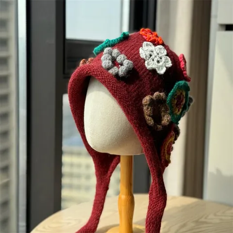 Damen Vintage Ethno Blumen Strickmütze Mit Ohrenklappen Und Bändern Winter Warme Häkelmütze Aus Wolle Für Draußen