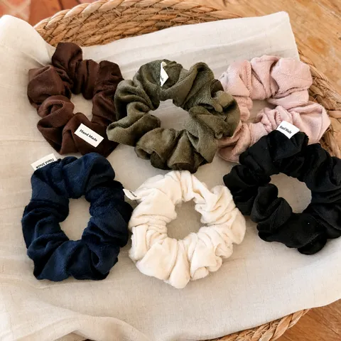 Chouchous en Velours Rétro pour Femmes Haute Élasticité Couleur Unie Étiquette Fait Main Élastiques à Cheveux Automne Hiver Accessoires pour Cheveux