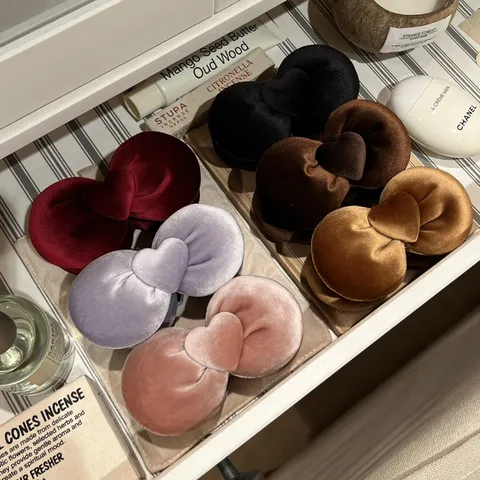Korean Style Velvet Sweet 3D Bow Banana Clip Autumn Winter High-End Cute Vertical Twist Hair Clip Versatile Accessory For Women