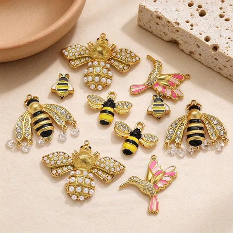 Dijes de Acero Inoxidable de Abeja y Colibrí Strass Esmalte Colgante Insecto Para DIY Pulsera Collar Creación Accesorios de Joyería de Perla Artificial