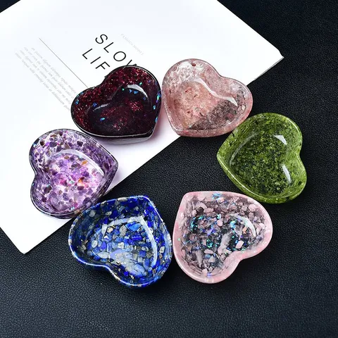 Bol en Forme de Coeur avec Éclats de Cristal Naturel Plateau de Rangement Bijoux en Résine Décoration Créative pour Salon