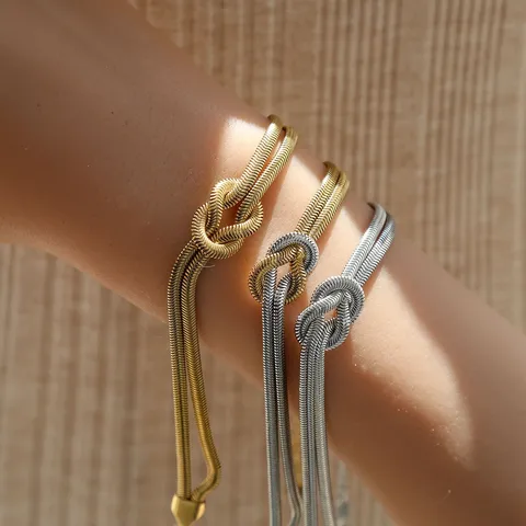 Minimalistisch Roestvrij Staal Slangenketting Knoop Armband Voor Vrouwen Trendy Gedraaide Liefdesknoop Polsband Elegante Verstelbare Sieraden