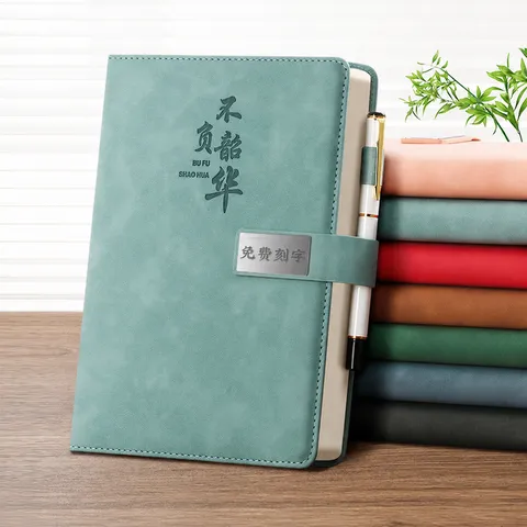 Taccuino Business A5 B5 in Pelle PU Con Fibbia Magnetica Soft Touch Carta Dowling Ispessita Diario Cancelleria per Ufficio