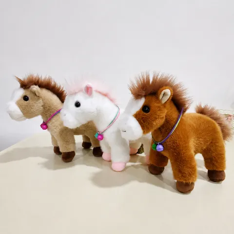 Süßes Plüschtier Pferd Weiches Kuscheltier Pony Mit Glocke Maskottchen Neujahrsgeschenk Für Kinderzimmer Deko Polyester Pferdepuppe