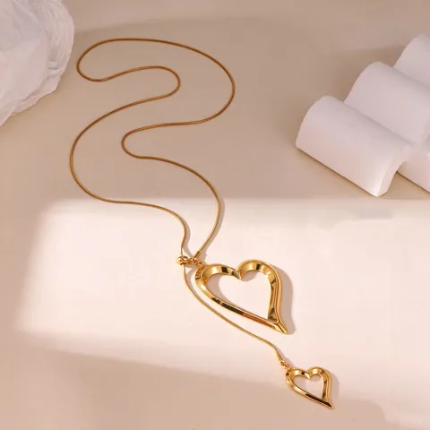Collana a Y con Ciondolo a Cuore in Acciaio Inossidabile per Donna Placcato Oro 18K Catena a Serpente Lunga Nappina Gioielli