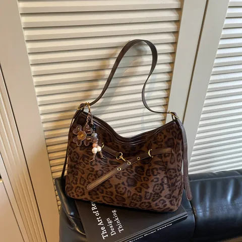 Vintage Fluweel Grote Capaciteit Draagtas Voor Vrouwen Retro Effen Kleur Luipaardprint Schoudertas Woon-werkverkeer Dagelijkse Crossbody Handtas