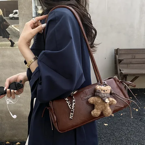 Borsa Bowling Vintage in Pelle PU per Donna Borsa a Mano Retrò di Grande Capacità Borsa a Tracolla con Ciondolo a Orso
