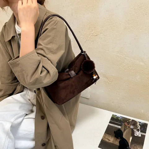 Vintage Suede Shoulder Bag Maillard Style Women Matte Underarm Bag Minimalist Tote Bag With Plush Charm For Office Daily