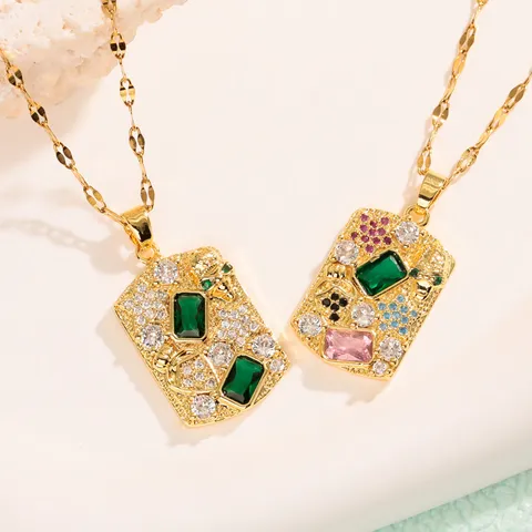 Vintage Copper Zirconia Geometric Pendant Necklace Gold Plated Emerald Green Zirconia Necklace Luxurious Jewelry Gift For Women