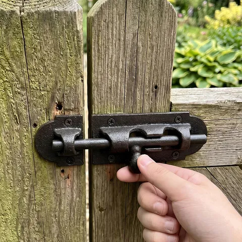 Antique Zinc Alloy Door Latch Vintage Rustic Surface Bolt Lock Decorative Gate Hardware For Garden Fence Barn Door