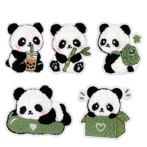 Écussons en Broderie de Serviette Panda Mignons pour Décoration de Vêtements DIY Feutre Chenille pour Sacs Chapeaux Sacs à Dos