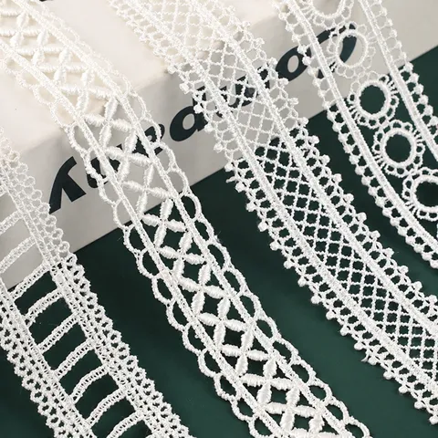 Passamaneria in Pizzo Idrosolubile Bianca Nastro Ricamato Traforato per Abito Lolita Fai da Te Cucito Artigianato Decorazione
