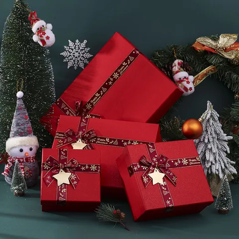 Caja de Regalo de Navidad Roja Con Cinta Estampada Etiqueta de Estrella Oro Verde Cajas de Papel Cartón Para Bufanda Calcetines