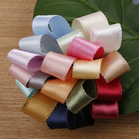 Polyester Satingewebe Band Mit Wellenkante Für DIY Haarschmuck Geschenkverpackung Blumenverpackung Bekleidungsdekoration Gurtband