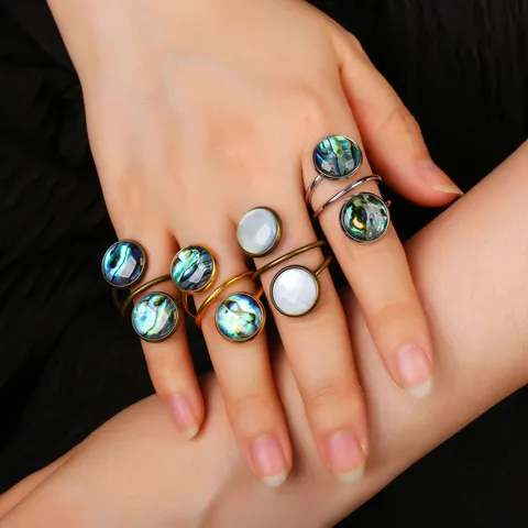 Vintage Palace Style Natural Abalone Shell Open Ring For Women Copper Mother Of Pearl Bypass Adjustable Retro Fashion Ring Jewelry Gift