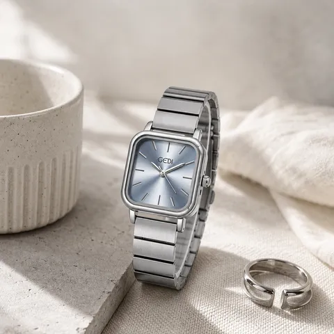 Montre à Quartz Carrée Vintage pour Femme Bracelet en Acier Inoxydable Étanche 3ATM Montre-Bracelet Analogique Élégante pour Bureau Quotidien